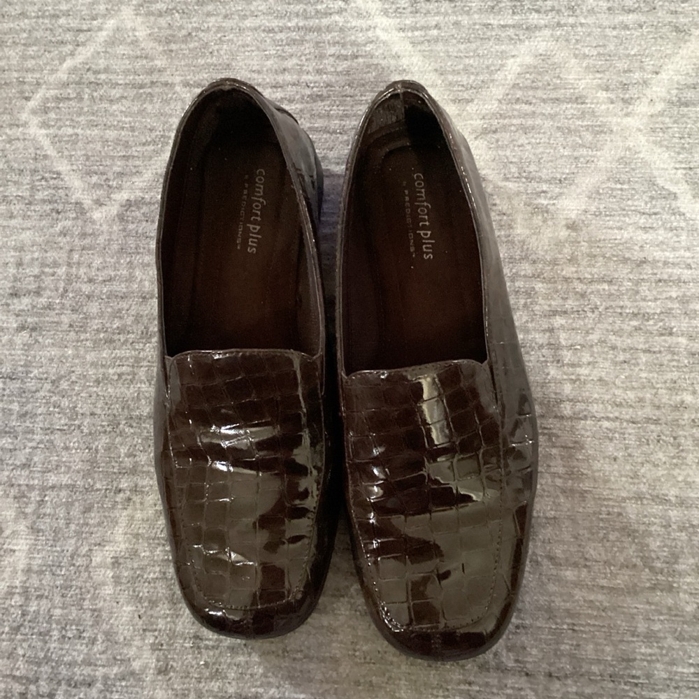 comfort plus by Predictions  Brown Loafers